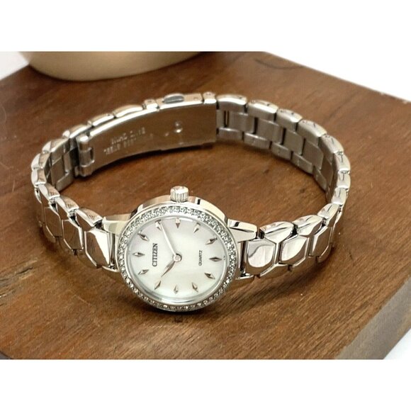 Citizen Women's Watch EZ7010-56D Quartz White Mother of Pearl Dial Silver 24mm - Picture 7 of 13